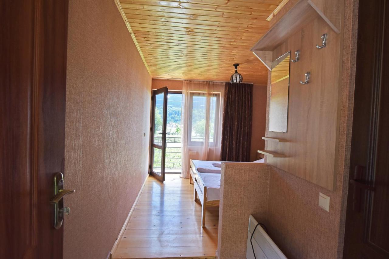 Hotel Saba à Mestia Extérieur photo